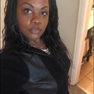 Meet your Posher, Kendra